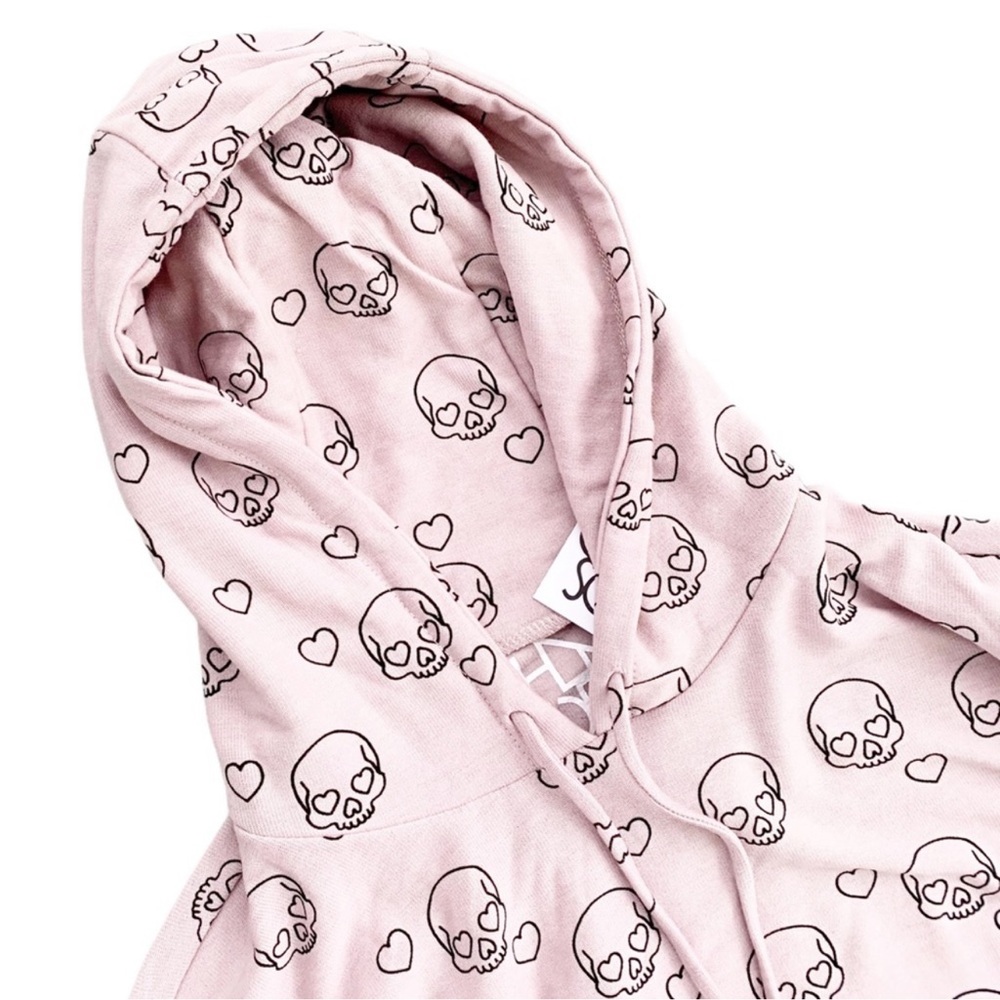 Chaser skull heart cropped hoodie sz small NEW